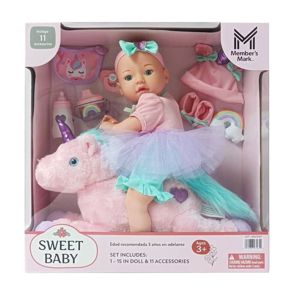 Muñeca de vinil Member's Mark Sweet Baby con unicornio de peluche